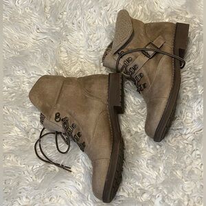 CLIFFS BY WHITE MOUNTAIN BOOTS Cold weather ready✨